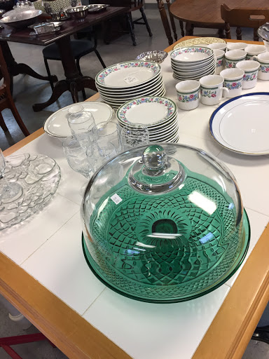 Consignment Shop «St Vincent De Paul Store», reviews and photos, 512 N Mulberry St, Elizabethtown, KY 42701, USA