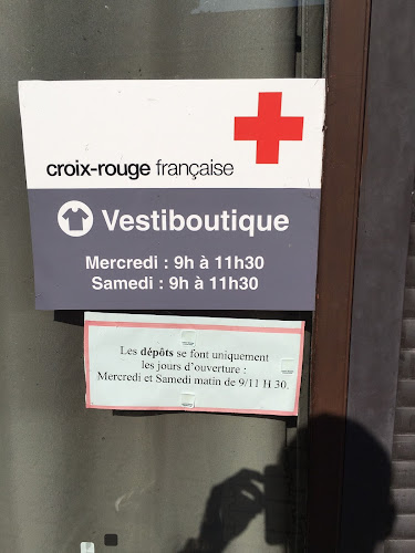 Association caritative Croix-Rouge française - Vestiboutique Retournac