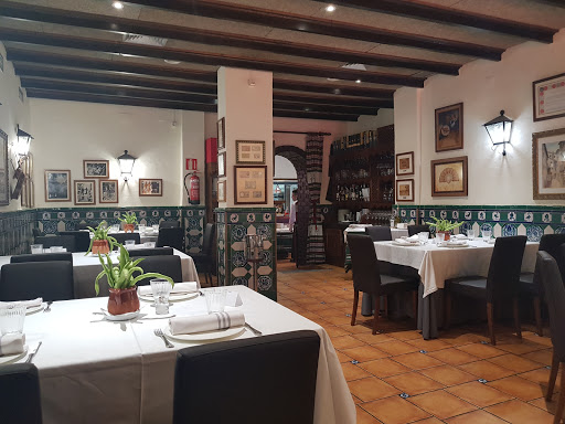 Restaurante Mesón El Granaino - José Mª, Carrer Josep Maria Buck, 40, 03201 Elche, Alicante, España