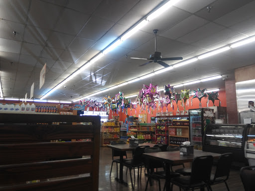 Supermarket «El Herradero Supermarket», reviews and photos, 1310 W Prince Rd, Tucson, AZ 85705, USA
