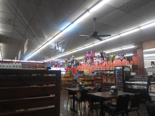 Supermarket «El Herradero Supermarket», reviews and photos, 1310 W Prince Rd, Tucson, AZ 85705, USA