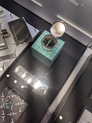 Jewelry Store «Tiffany & Co.», reviews and photos, 730 N Michigan Ave, Chicago, IL 60611, USA