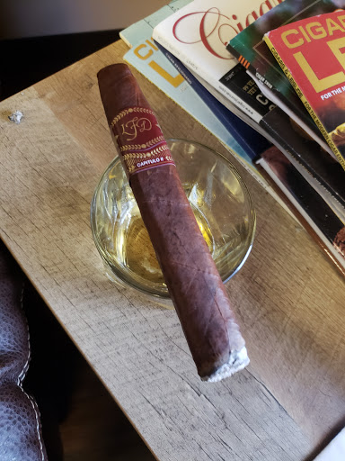 Cigar Shop «Cigar Shop and Lounge», reviews and photos, 1925 Fort Campbell Blvd, Clarksville, TN 37042, USA