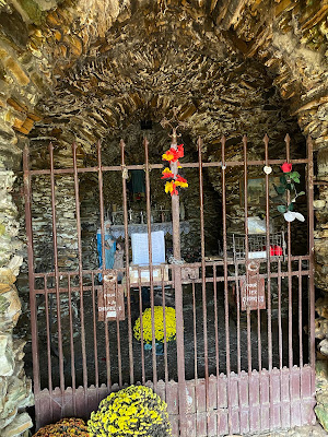 Grotte ND de la Salette à Saint-Jans-Cappel