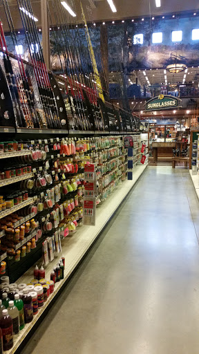 Sporting Goods Store «Bass Pro Shops», reviews and photos, 6425 Daniel Burnham Dr, Portage, IN 46368, USA