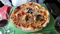 Pizza du Pizzeria Pizza Delizia chemin vert à Paris - n°16