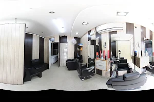 New Roots Professional Unisex Salon - Best Salon in Jandiala Guru image