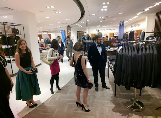 Department Store «Halls Kansas City», reviews and photos, 2450 Grand Blvd #333, Kansas City, MO 64108, USA