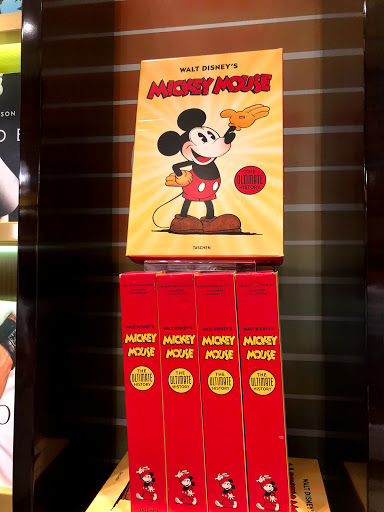 Book Store «TASCHEN Store Miami», reviews and photos, 1111 Lincoln Rd, Miami Beach, FL 33139, USA