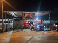 A&E Auto Service LLC. Mechanic 👨🏻‍🔧 works, fuel pumps, start, alternator, suspension, Motors, transmission.