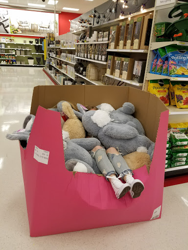 Shopping Mall «Argyle Square Shopping Center», reviews and photos, 8315 SW Jack Burns Blvd, Wilsonville, OR 97070, USA