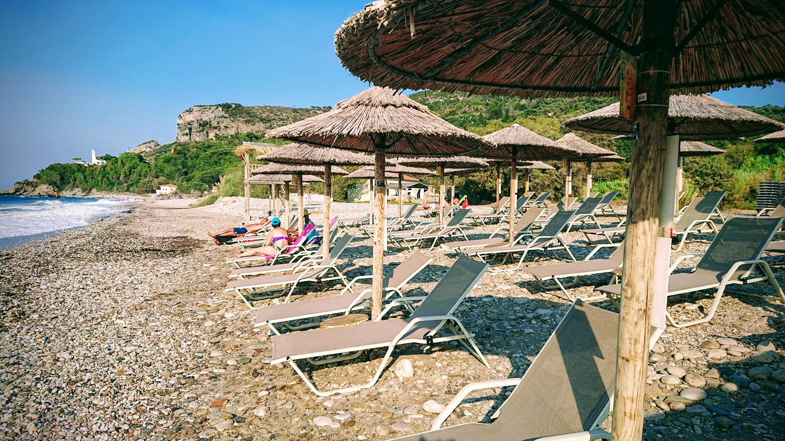 Fotografija Potami beach in naselje