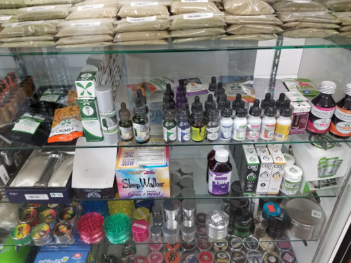 Tobacco Shop «Habits Vape & Smoke shop», reviews and photos, 8391 Folsom Blvd, Sacramento, CA 95826, USA