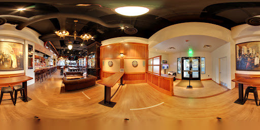 American Restaurant «Tavern Hall», reviews and photos, 505 Bellevue Way NE, Bellevue, WA 98004, USA