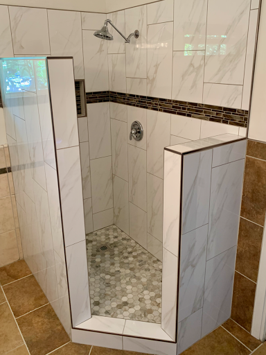 Fregeau Remodeling & Tile image
