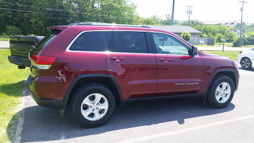 Dodge Dealer «Fayetteville Dodge Inc», reviews and photos, 5427 N Burdick St, Fayetteville, NY 13066, USA