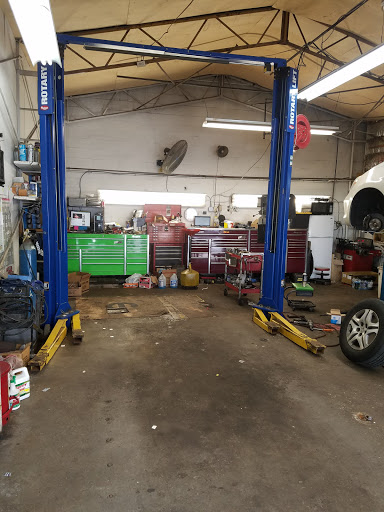 Auto Repair Shop «Northern Virginia Auto Body Work Shop Inc.», reviews and photos, 3160 Roanoke St, Fairfax, VA 22031, USA