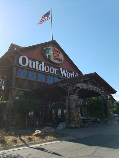 Outdoor Sports Store «Bass Pro Shops», reviews and photos, 7970 Northfield Blvd, Denver, CO 80238, USA