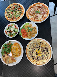 Plats et boissons du Pizzeria Emir Pizza à Saint-Denis - n°2