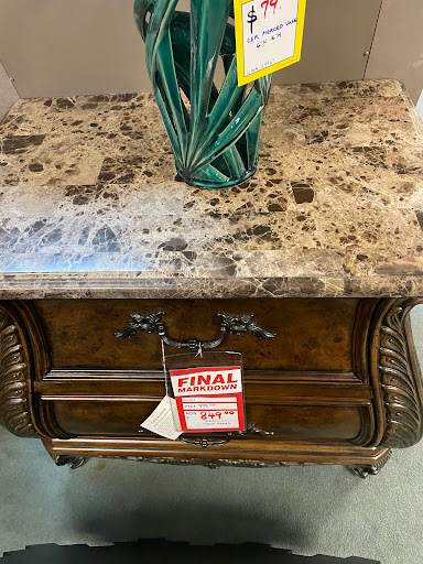 Furniture Store «Gallery Furniture of Central Florida», reviews and photos, 9421 S Orange Blossom Trail, Orlando, FL 32837, USA