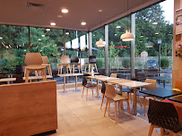 Atmosphère du Restaurant KFC Saint-Germain-lès-Arpajon à Saint-Germain-lès-Arpajon - n°7