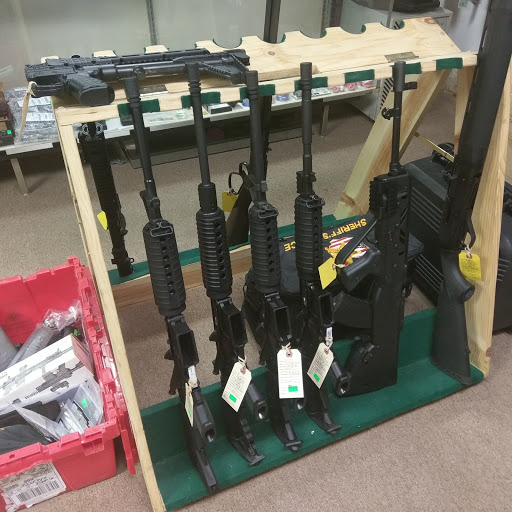 Gun Shop «Smith Outfitters, LLC», reviews and photos, 254 Avery Ave, Steubenville, OH 43952, USA