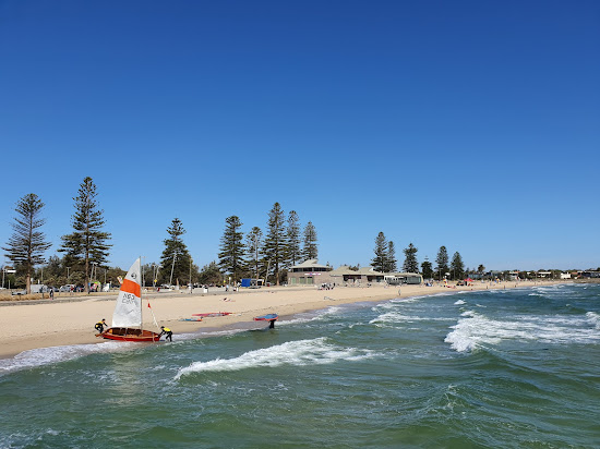 Elwood Beach
