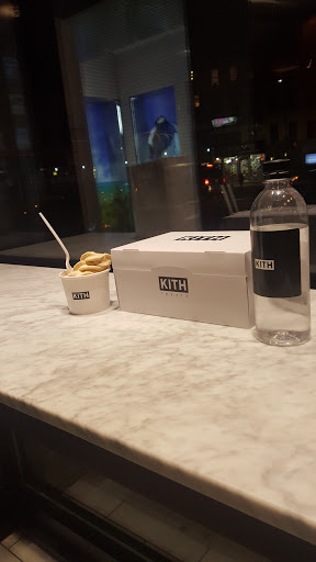 Clothing Store «Kith Brooklyn», reviews and photos, 233 Flatbush Ave, Brooklyn, NY 11217, USA