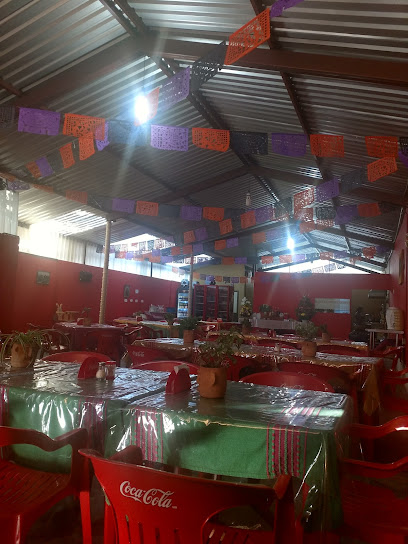MR Restaurante - Cristóbal Colón 1A, 8va Etapa IVO Fracc el Retiro, 68297 Santa María del Tule, Oax., Mexico