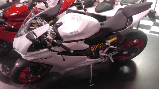 Motorcycle Dealer «Hudson Valley Motorcycles», reviews and photos, 179 N Highland Ave, Ossining, NY 10562, USA