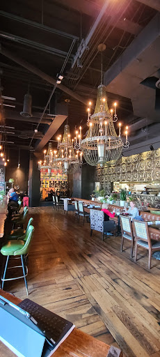 Shopping Mall «Scottsdale Waterfront», reviews and photos, 7135 E Camelback Rd #165, Scottsdale, AZ 85251, USA