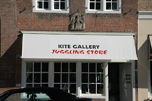 Kite Gallery Juggling Store image