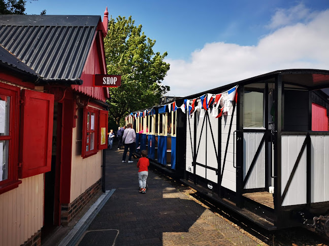 Comments and reviews of West Lancashire Light Railway