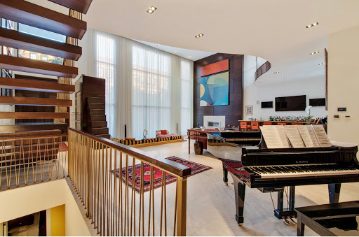 Real Estate Agency «Rafael Murillo Luxury Chicago Real Estate», reviews and photos, 212 E Ohio St #200, Chicago, IL 60611, USA