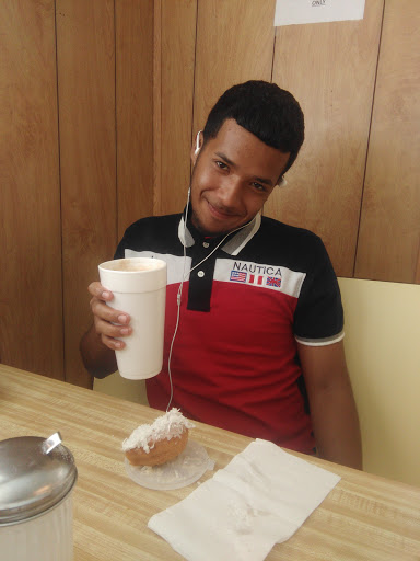 Donut Shop «Turner Donut Shop», reviews and photos, 902 9th Ave W, Bradenton, FL 34205, USA