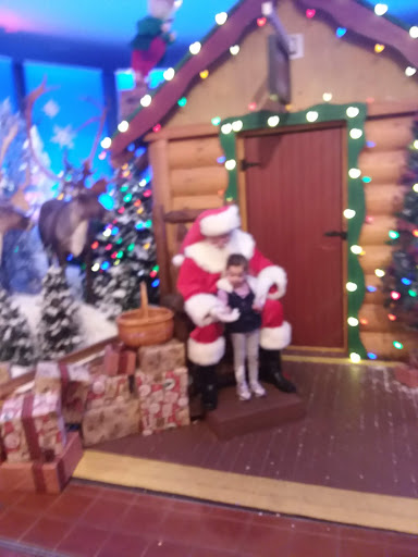 Shopping Mall «Cincinnati Mall», reviews and photos, 600 Cincinnati Mills Dr, Cincinnati, OH 45240, USA