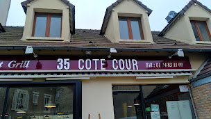 Photo n°22 de 35 Coté Cour à Rambouillet ()