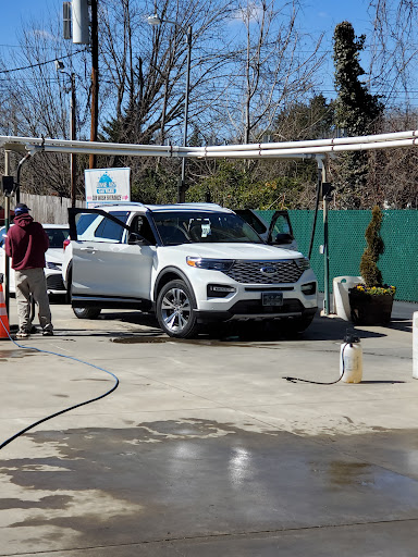 Bonnie Mist Car Wash Inc. en Lenoir