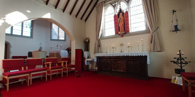 St. Thomas Aquinas R C Church - Milton Keynes
