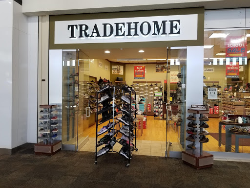 Shoe Store «Tradehome Shoes», reviews and photos, 3001 White Bear Ave #2017A, Maplewood, MN 55109, USA