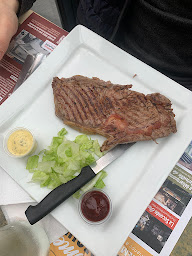 Photo n°7 de Restaurant de l'Hôtel de Ville à Lion-sur-Mer ()
