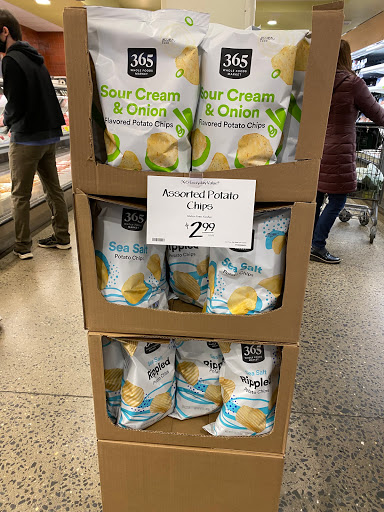 Grocery Store «Whole Foods Market», reviews and photos, 150 Ledge Rd, Darien, CT 06820, USA