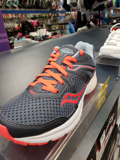 Sporting Goods Store «Big 5 Sporting Goods», reviews and photos, 10027 W Remington Ave #100, Littleton, CO 80127, USA