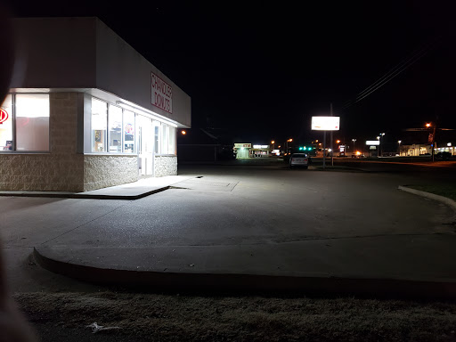 Donut Shop «Chandler Donut Shop», reviews and photos, 228 State Hwy 31 W, Chandler, TX 75758, USA