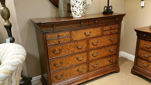 Furniture Store «Thomasville Home Furnishings of Tempe», reviews and photos, 9959 S Priest Dr, Tempe, AZ 85284, USA