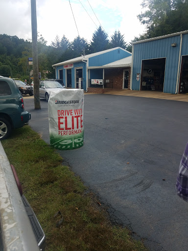 Tire Shop «Trammell Tire & Service Center Tire Pros», reviews and photos, 1656 Morrison Moore Pkwy W, Dahlonega, GA 30533, USA