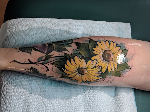 Tattoo Shop «The Washington Tattoo Collective», reviews and photos, 830 W 5th St, Washington, MO 63090, USA