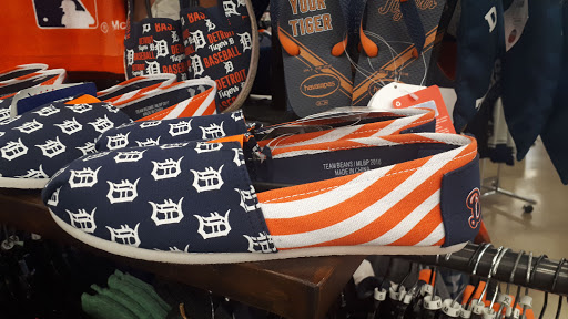 Sportswear Store «Rally House Shelby Charter Township», reviews and photos, 14257 Hall Rd, Shelby Charter Township, MI 48315, USA