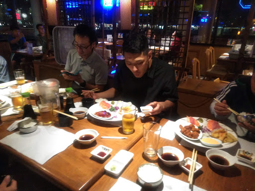 Shopping Mall «Cypress Plaza Shopping Center», reviews and photos, 6824 Katella Ave, Cypress, CA 90630, USA