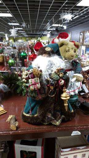 Thrift Store «Hope Gospel Mission Bargain Center», reviews and photos, 2511 W Moholt Dr, Eau Claire, WI 54703, USA